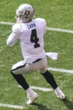 800px-derek_carr_2015