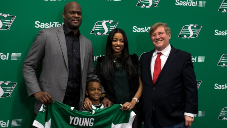 vince-young-2017-4-1600x902